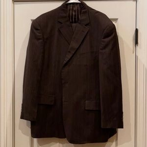 Men’s Giorgio Gosani suit.
